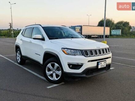 Джип Компас 2018 в Ровно на Automoto.ua Белый Джип Компас, объемом двигателя 2.36 л и пробегом 80 тыс. км за 17000 $, фото 1 на Automoto.ua
