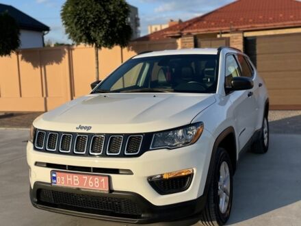 Джип Компас 2018 в Павлограде на Automoto.ua Белый Джип Компас, объемом двигателя 2.4 л и пробегом 121 тыс. км за 13999 $, фото 1 на Automoto.ua