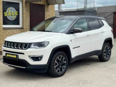 Білий Джип Compass, об'ємом двигуна 2.4 л та пробігом 142 тис. км за 12550 $, фото 1 на Automoto.ua