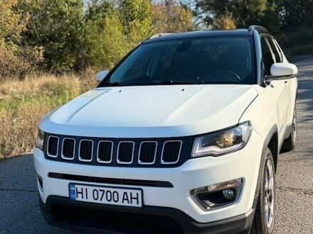 Білий Джип Compass, об'ємом двигуна 2.4 л та пробігом 111 тис. км за 15700 $, фото 1 на Automoto.ua