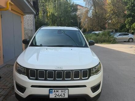 Білий Джип Compass, об'ємом двигуна 2.36 л та пробігом 68 тис. км за 13000 $, фото 1 на Automoto.ua