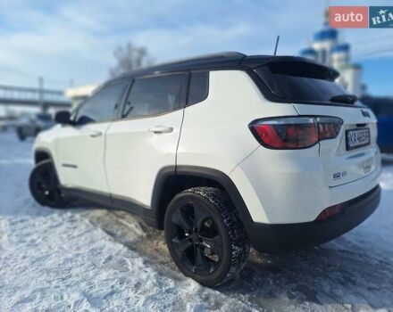 Білий Джип Compass, об'ємом двигуна 2.36 л та пробігом 180 тис. км за 11999 $, фото 1 на Automoto.ua