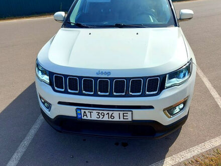 Белый Джип Компас, объемом двигателя 2.4 л и пробегом 144 тыс. км за 15700 $, фото 1 на Automoto.ua