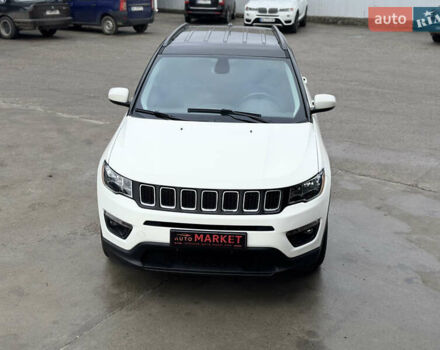 Білий Джип Compass, об'ємом двигуна 2.4 л та пробігом 64 тис. км за 16500 $, фото 1 на Automoto.ua