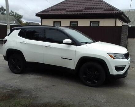 Белый Джип Компас, объемом двигателя 2.36 л и пробегом 180 тыс. км за 14400 $, фото 1 на Automoto.ua