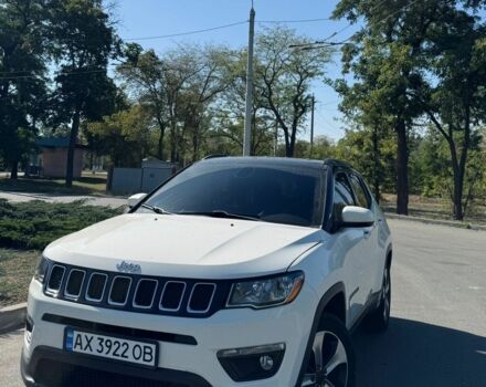 Білий Джип Compass, об'ємом двигуна 2.4 л та пробігом 130 тис. км за 15000 $, фото 1 на Automoto.ua