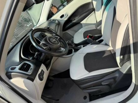 Джип Компас 2018 в Львове на Automoto.ua Белый Джип Компас, объемом двигателя 2.4 л и пробегом 126 тыс. км за 9600 $, фото 1 на Automoto.ua