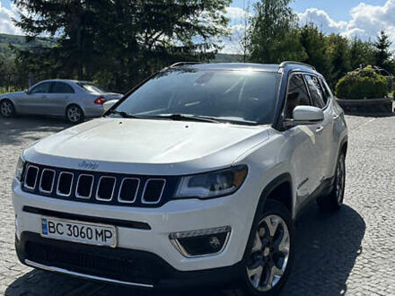 Джип Компас 2018 в Золочев на Automoto.ua Белый Джип Компас, объемом двигателя 2.36 л и пробегом 76 тыс. км за 15600 $, фото 1 на Automoto.ua
