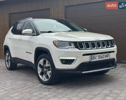 Белый Джип Компас, объемом двигателя 2.36 л и пробегом 84 тыс. км за 13200 $, фото 1 на Automoto.ua