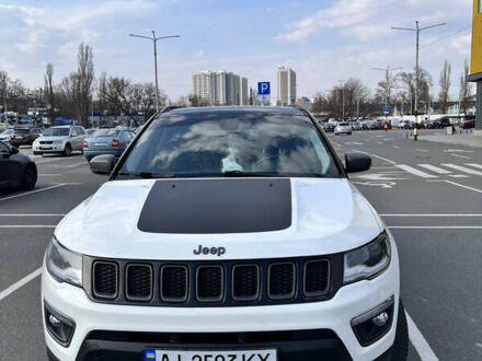 Джип Компас 2018 в Киеве на Automoto.ua Белый Джип Компас, объемом двигателя 2.36 л и пробегом 132 тыс. км за 16500 $, фото 1 на Automoto.ua