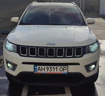 Джип Compass 2018 у Одесі на Automoto.ua Білий Джип Compass, об'ємом двигуна 2.36 л та пробігом 96 тис. км за 16200 $, фото 1 на Automoto.ua