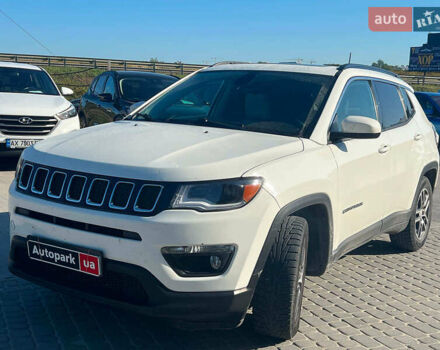 Білий Джип Compass, об'ємом двигуна 2.4 л та пробігом 117 тис. км за 16950 $, фото 1 на Automoto.ua