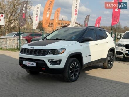 Білий Джип Compass, об'ємом двигуна 2.4 л та пробігом 154 тис. км за 15999 $, фото 1 на Automoto.ua