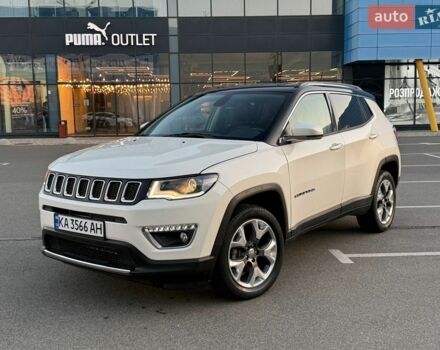 Білий Джип Compass, об'ємом двигуна 2.4 л та пробігом 90 тис. км за 13490 $, фото 1 на Automoto.ua
