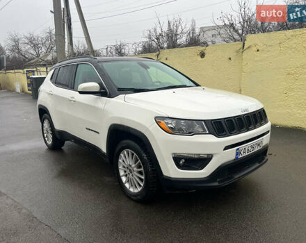 Белый Джип Компас, объемом двигателя 2.36 л и пробегом 175 тыс. км за 14500 $, фото 1 на Automoto.ua