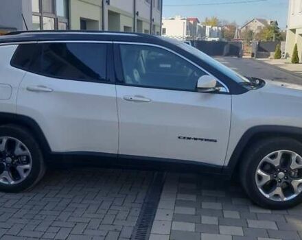 Джип Compass 2019 у Івано-Франківську на Automoto.ua Білий Джип Compass, об'ємом двигуна 2.36 л та пробігом 82 тис. км за 14900 $, фото 1 на Automoto.ua