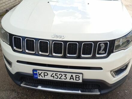 Білий Джип Compass, об'ємом двигуна 2.4 л та пробігом 70 тис. км за 16500 $, фото 1 на Automoto.ua