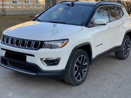 Білий Джип Compass, об'ємом двигуна 2.4 л та пробігом 82 тис. км за 12999 $, фото 1 на Automoto.ua