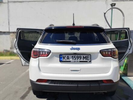 Белый Джип Компас, объемом двигателя 2.4 л и пробегом 82 тыс. км за 18900 $, фото 1 на Automoto.ua