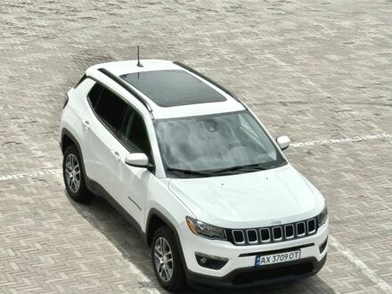 Джип Compass 2020 у Харкові на Automoto.ua Білий Джип Compass, об'ємом двигуна 2.4 л та пробігом 118 тис. км за 16500 $, фото 1 на Automoto.ua