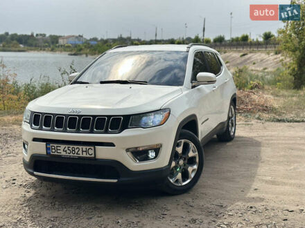 Джип Компас 2020 в Николаеве на Automoto.ua Белый Джип Компас, объемом двигателя 2.36 л и пробегом 110 тыс. км за 18500 $, фото 1 на Automoto.ua