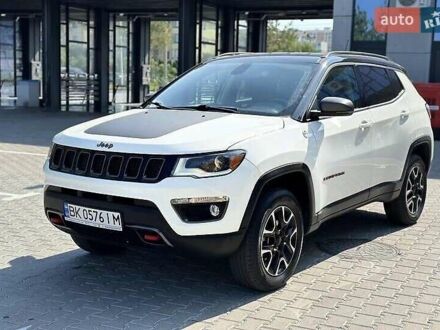 Джип Compass 2020 у Хмельницькому на Automoto.ua Білий Джип Compass, об'ємом двигуна 2.36 л та пробігом 114 тис. км за 13999 $, фото 1 на Automoto.ua