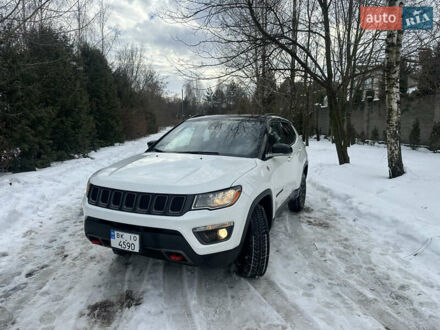 Білий Джип Compass, об'ємом двигуна 2.36 л та пробігом 63 тис. км за 19200 $, фото 1 на Automoto.ua