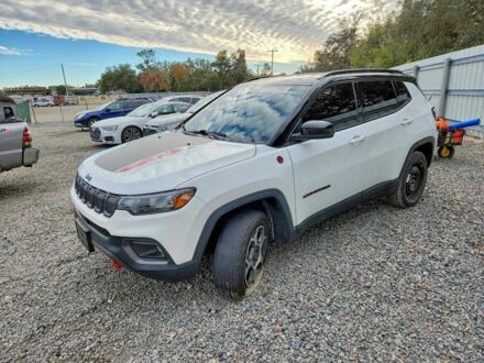 Білий Джип Compass, об'ємом двигуна 2.4 л та пробігом 75 тис. км за 5000 $, фото 1 на Automoto.ua