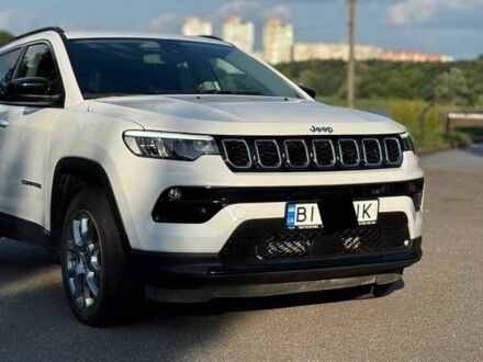Белый Джип Компас, объемом двигателя 2.4 л и пробегом 34 тыс. км за 17200 $, фото 1 на Automoto.ua