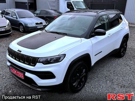 Білий Джип Compass, об'ємом двигуна 1.3 л та пробігом 46 тис. км за 35000 $, фото 1 на Automoto.ua