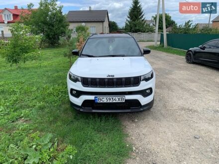 Белый Джип Компас, объемом двигателя 2 л и пробегом 23 тыс. км за 18700 $, фото 1 на Automoto.ua