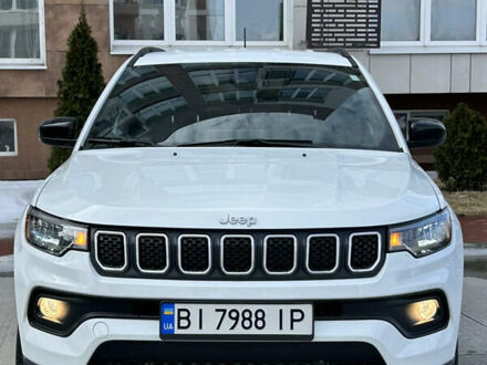 Білий Джип Compass, об'ємом двигуна 2 л та пробігом 30 тис. км за 19500 $, фото 1 на Automoto.ua