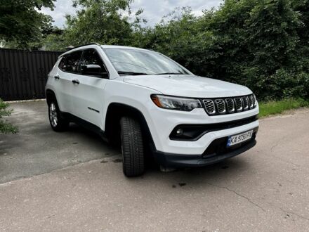 Білий Джип Compass, об'ємом двигуна 2 л та пробігом 20 тис. км за 22500 $, фото 1 на Automoto.ua