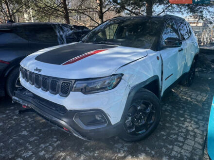 Белый Джип Компас, объемом двигателя 2 л и пробегом 62 тыс. км за 14000 $, фото 1 на Automoto.ua