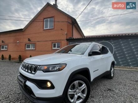 Белый Джип Компас, объемом двигателя 2 л и пробегом 41 тыс. км за 20700 $, фото 1 на Automoto.ua