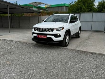 Білий Джип Compass, об'ємом двигуна 2 л та пробігом 63 тис. км за 18999 $, фото 1 на Automoto.ua