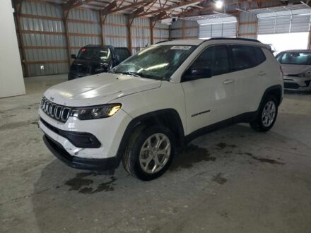 Білий Джип Compass, об'ємом двигуна 2 л та пробігом 5 тис. км за 15500 $, фото 1 на Automoto.ua