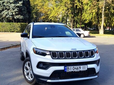 Белый Джип Компас, объемом двигателя 2 л и пробегом 20 тыс. км за 25200 $, фото 1 на Automoto.ua
