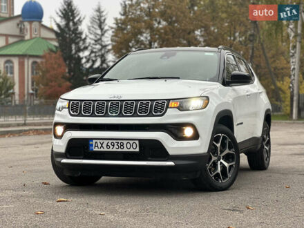 Джип Compass 2024 у Первомайском на Automoto.ua Білий Джип Compass, об'ємом двигуна 2 л та пробігом 19 тис. км за 21700 $, фото 1 на Automoto.ua