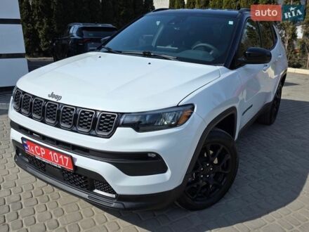 Білий Джип Compass, об'ємом двигуна 2 л та пробігом 21 тис. км за 21700 $, фото 1 на Automoto.ua