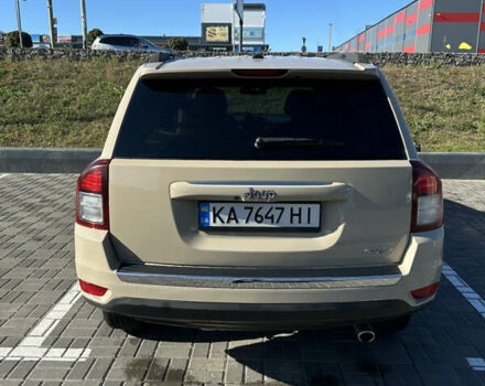 Бежевий Джип Compass, об'ємом двигуна 2 л та пробігом 80 тис. км за 12500 $, фото 6 на Automoto.ua