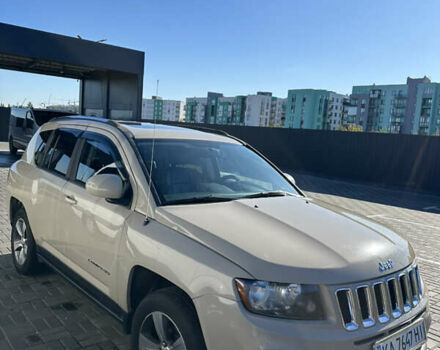 Бежевий Джип Compass, об'ємом двигуна 2 л та пробігом 80 тис. км за 12500 $, фото 8 на Automoto.ua