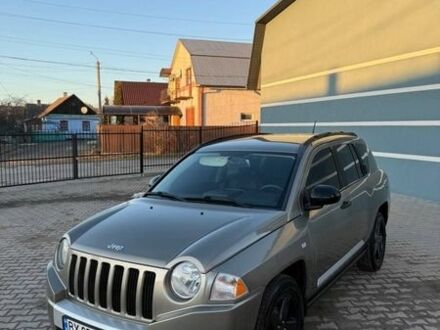 Бежевий Джип Compass, об'ємом двигуна 2.37 л та пробігом 151 тис. км за 8000 $, фото 1 на Automoto.ua