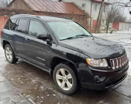 Джип Compass 2012 у Харкові на Automoto.ua Чорний Джип Compass, об'ємом двигуна 2.4 л та пробігом 173 тис. км за 9500 $, фото 1 на Automoto.ua