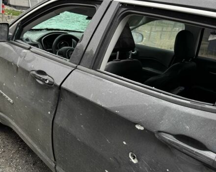 Черный Джип Компас, объемом двигателя 2.4 л и пробегом 117 тыс. км за 5000 $, фото 8 на Automoto.ua