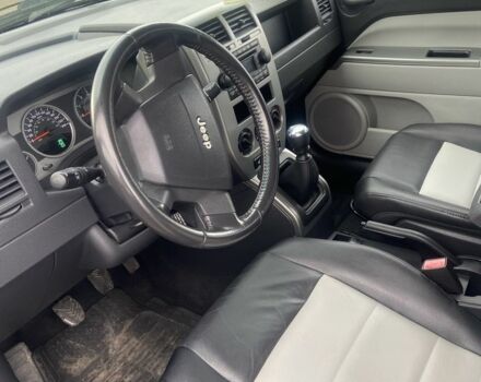 Джип Compass 2007 у Харкові на Automoto.ua Чорний Джип Compass, об'ємом двигуна 2 л та пробігом 210 тис. км за 4700 $, фото 4 на Automoto.ua