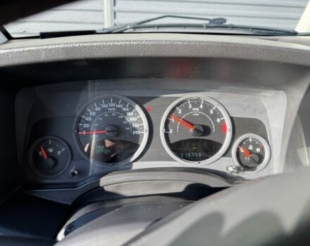 Черный Джип Компас, объемом двигателя 2.4 л и пробегом 218 тыс. км за 4500 $, фото 5 на Automoto.ua