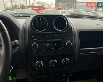 Чорний Джип Compass, об'ємом двигуна 2.14 л та пробігом 185 тис. км за 10900 $, фото 14 на Automoto.ua