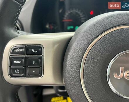 Чорний Джип Compass, об'ємом двигуна 2.14 л та пробігом 185 тис. км за 10900 $, фото 17 на Automoto.ua