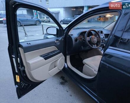 Чорний Джип Compass, об'ємом двигуна 2.36 л та пробігом 196 тис. км за 9300 $, фото 7 на Automoto.ua